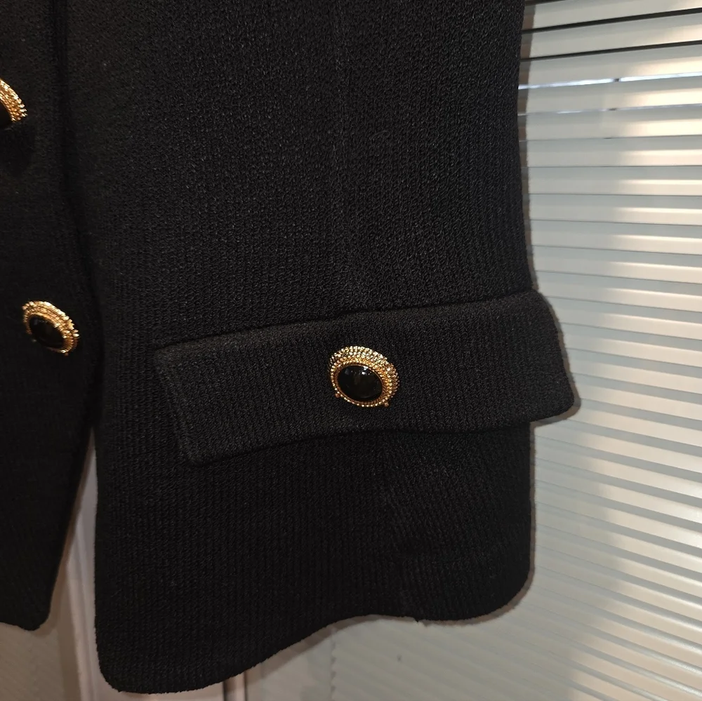 St John size 12 Black Solid blazer 100 percent silk short Sleeve Career Blazer - Picture 6 of 7
